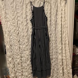 Blue striped cropped jumpsuit (pictures on right). Size S, great condition!!